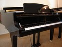 Kawai GM10K.jpg, zwart hoogglans Kawai GM10K.jpg, zwart hoogglans